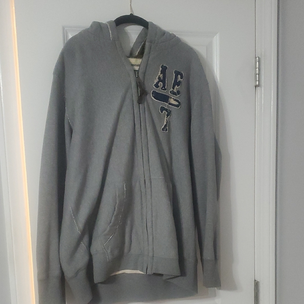 American Eagle Outfitters Men's Zip-Up Gray Sweater
